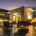 Honey B Suites