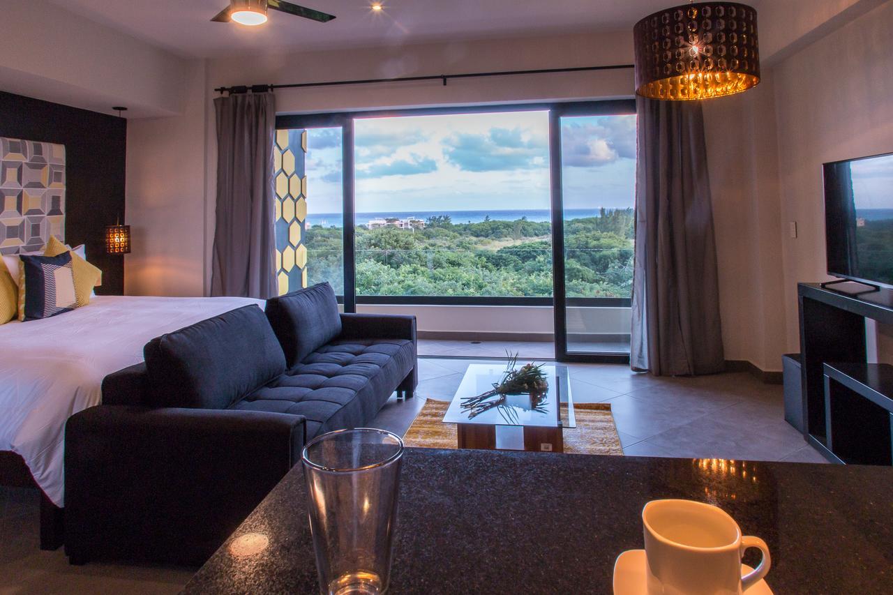 Honey B Apartahotel 3*