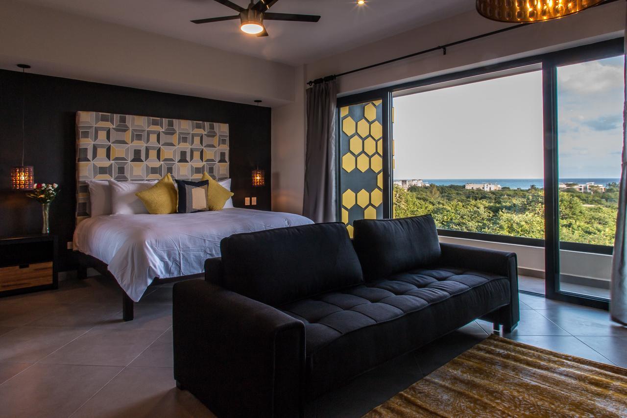 Honey B Apartahotel 3*