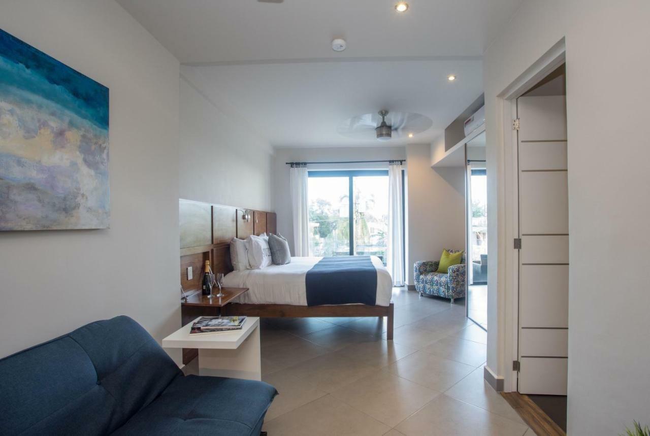 Honey B Apartahotel 3*