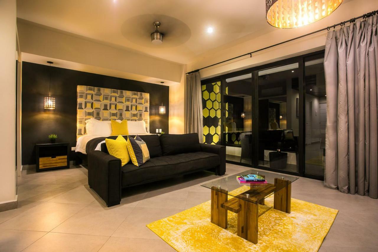 Honey B Apartahotel 3*