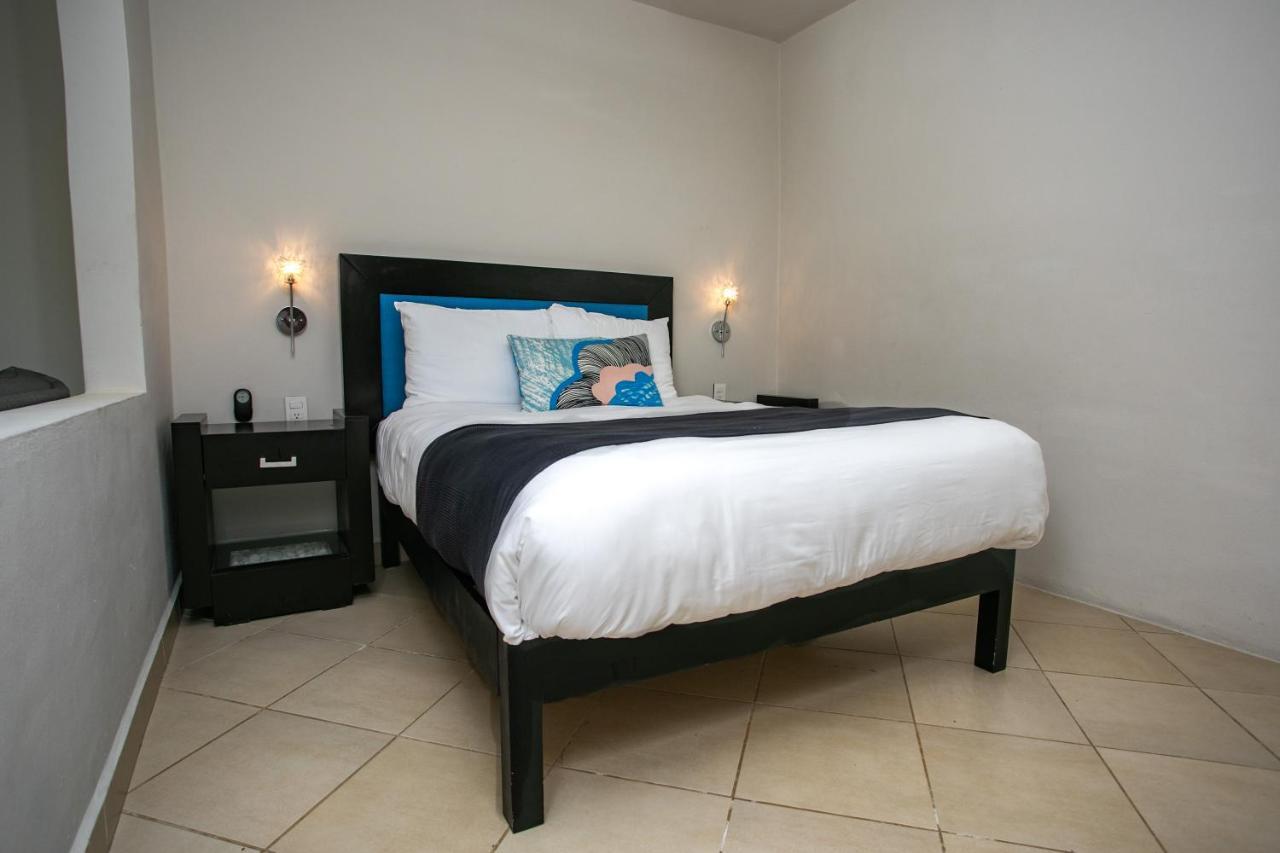 Honey B Apartahotel